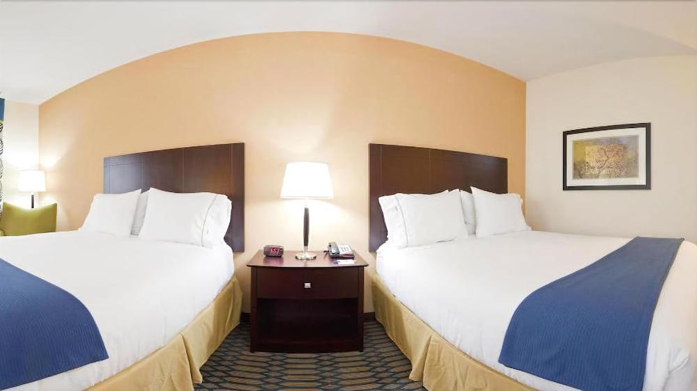 Holiday Inn Express - Andalusia By Ihg Dış mekan fotoğraf
