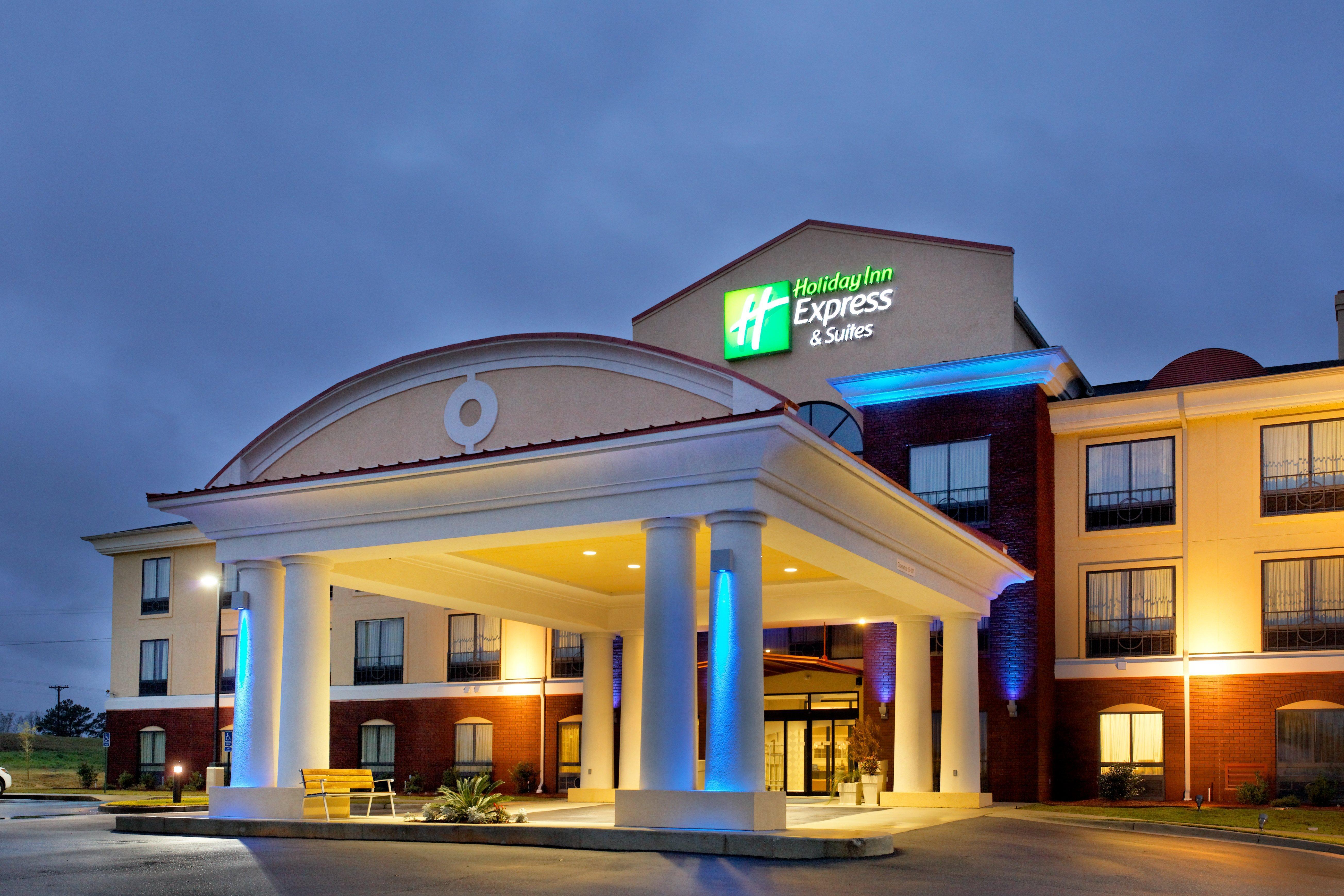 Holiday Inn Express - Andalusia By Ihg Dış mekan fotoğraf
