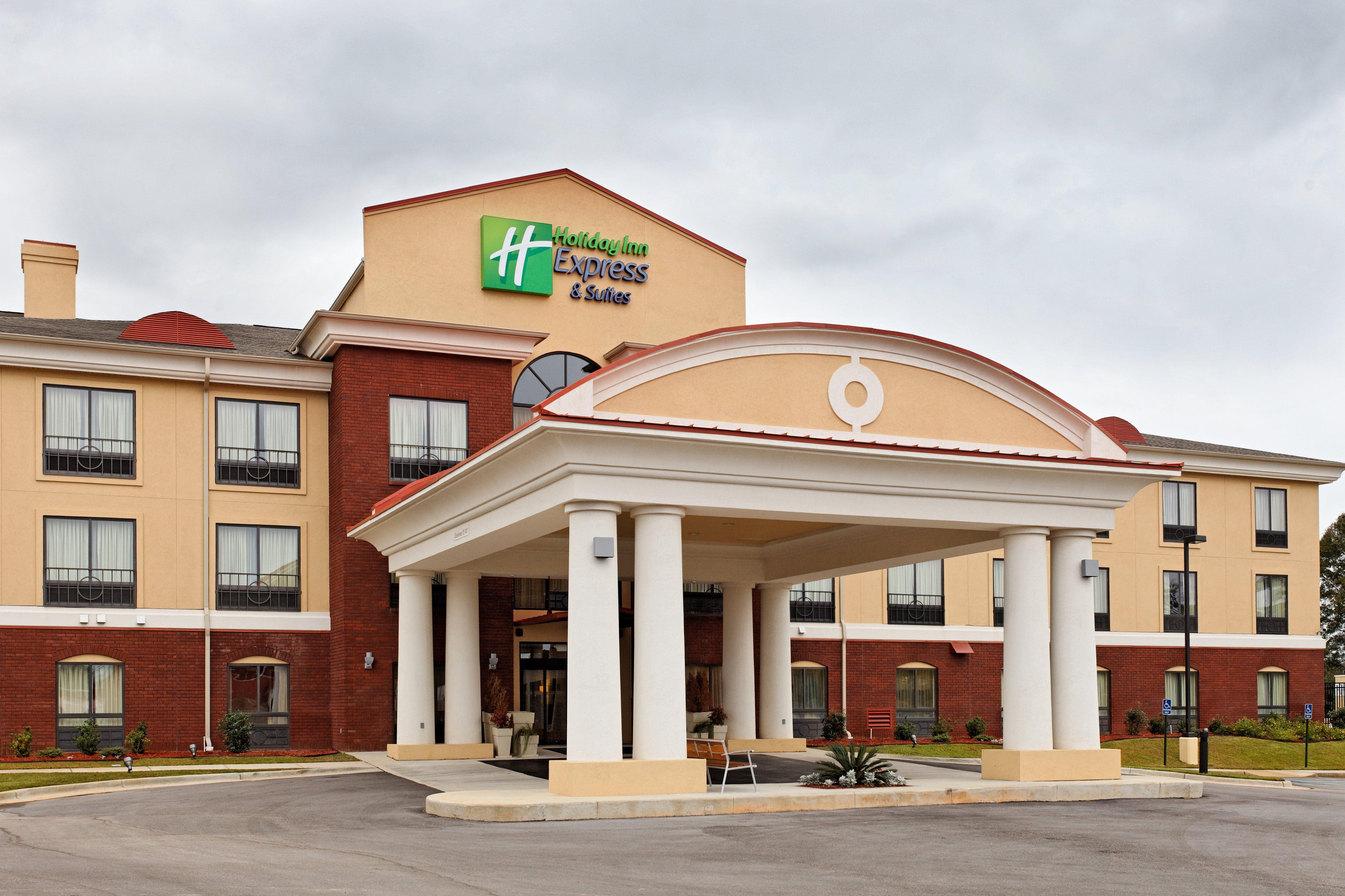 Holiday Inn Express - Andalusia By Ihg Dış mekan fotoğraf