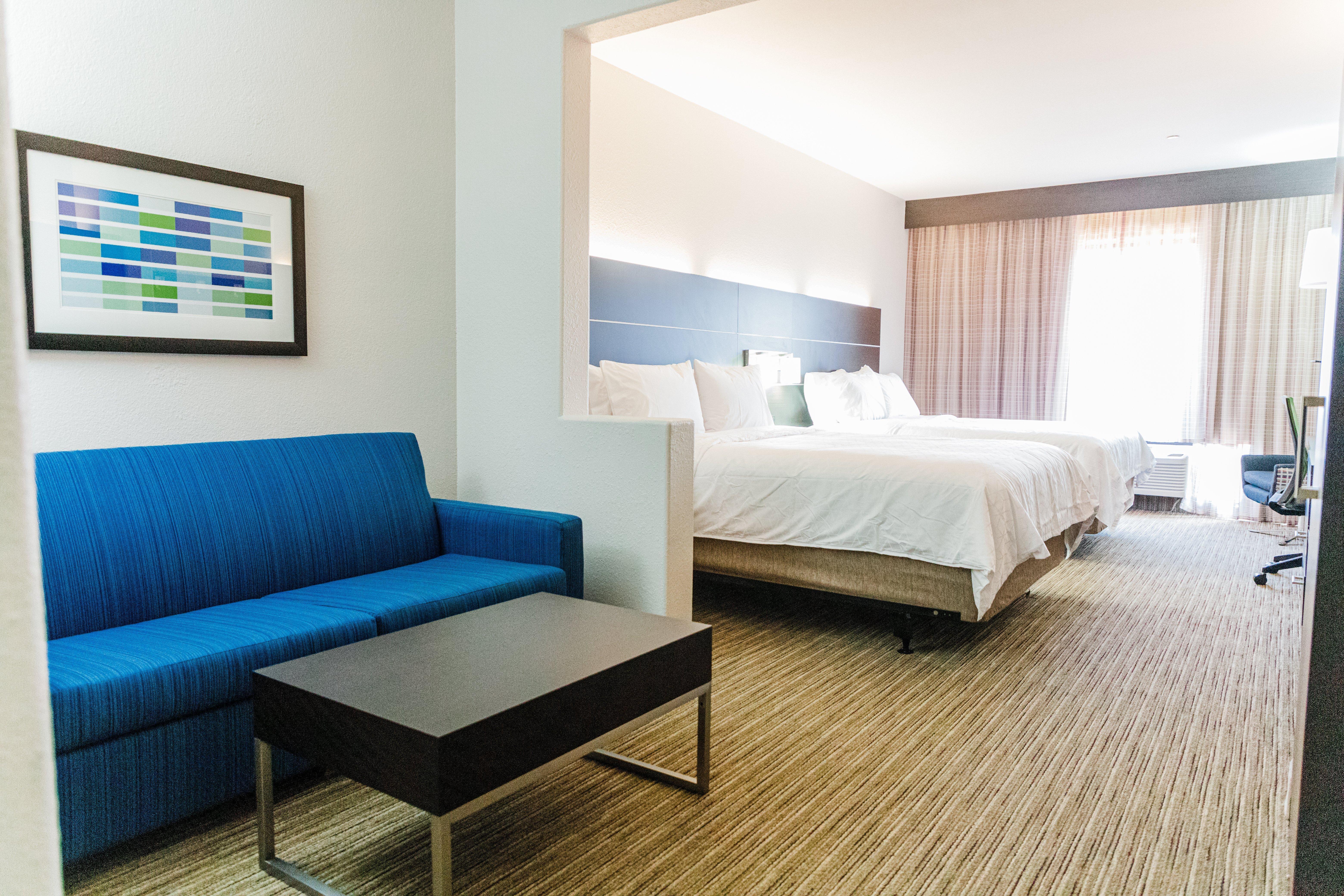 Holiday Inn Express - Andalusia By Ihg Dış mekan fotoğraf